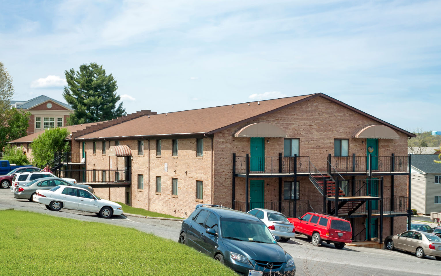 Scottish Hills Apartments